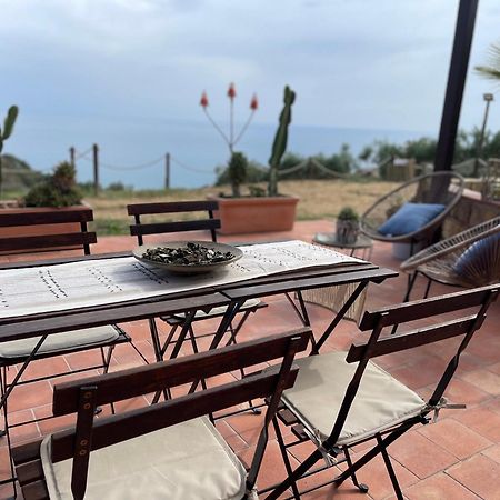 B&B La Torre Realmonte Bagian luar foto