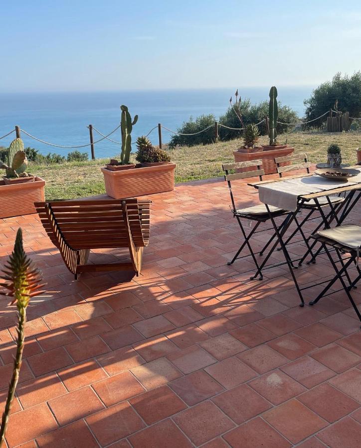 B&B La Torre Realmonte Bagian luar foto